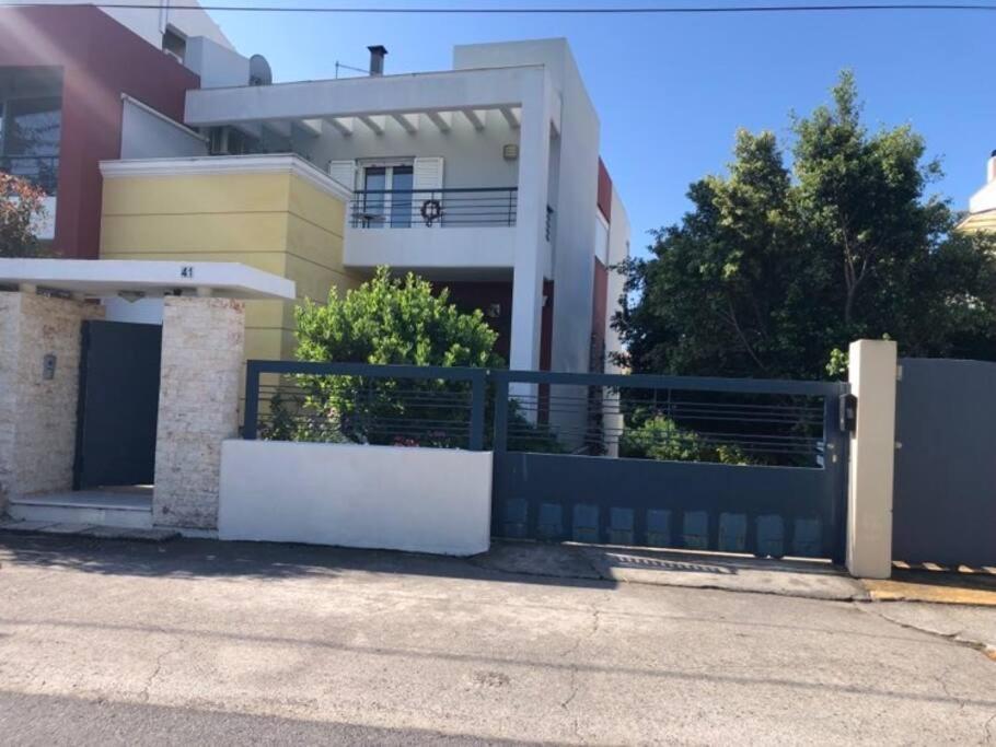 Eleni'S Maisonette 칼라마타 외부 사진