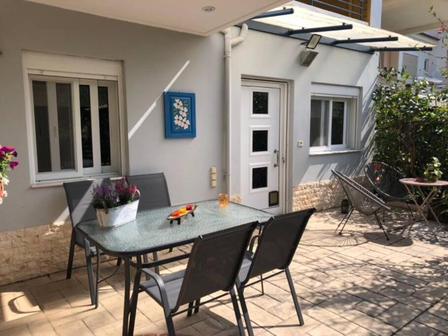 Eleni'S Maisonette 칼라마타 외부 사진