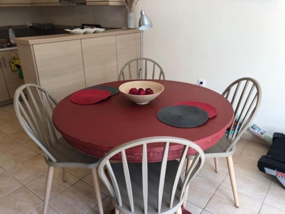 Eleni'S Maisonette 칼라마타 외부 사진